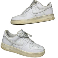 Nike Air Force 1 White (UK 9)
