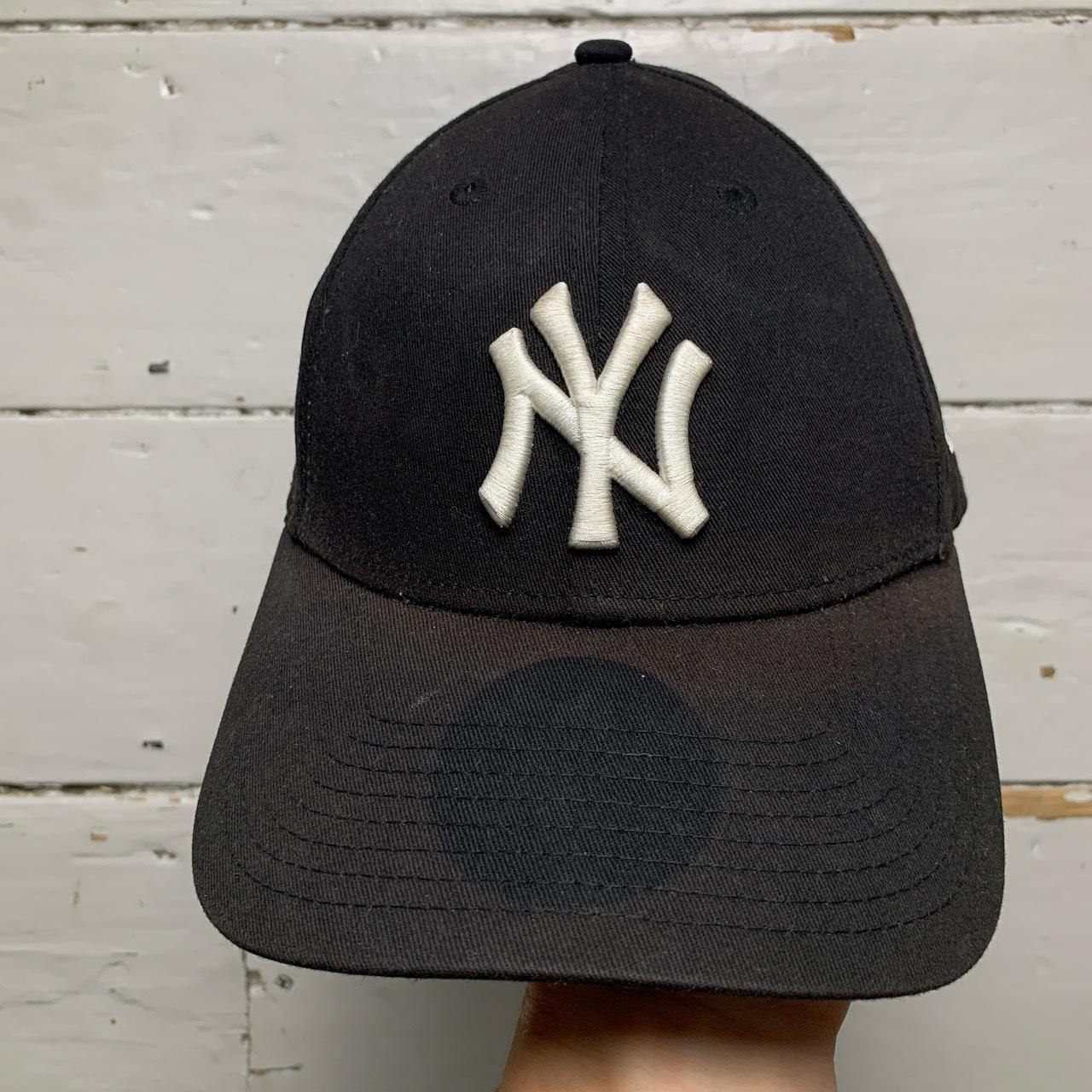 New York Yankees Black and White New Era Cap