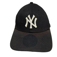 New York Yankees Black and White New Era Cap