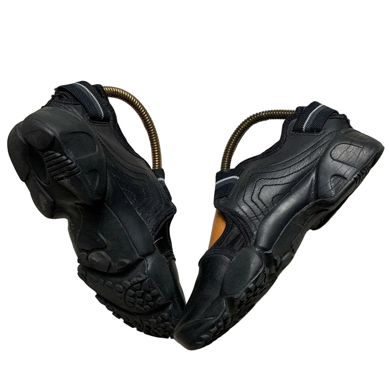 Nike Air Rift Black Leather and White (UK 3.5)