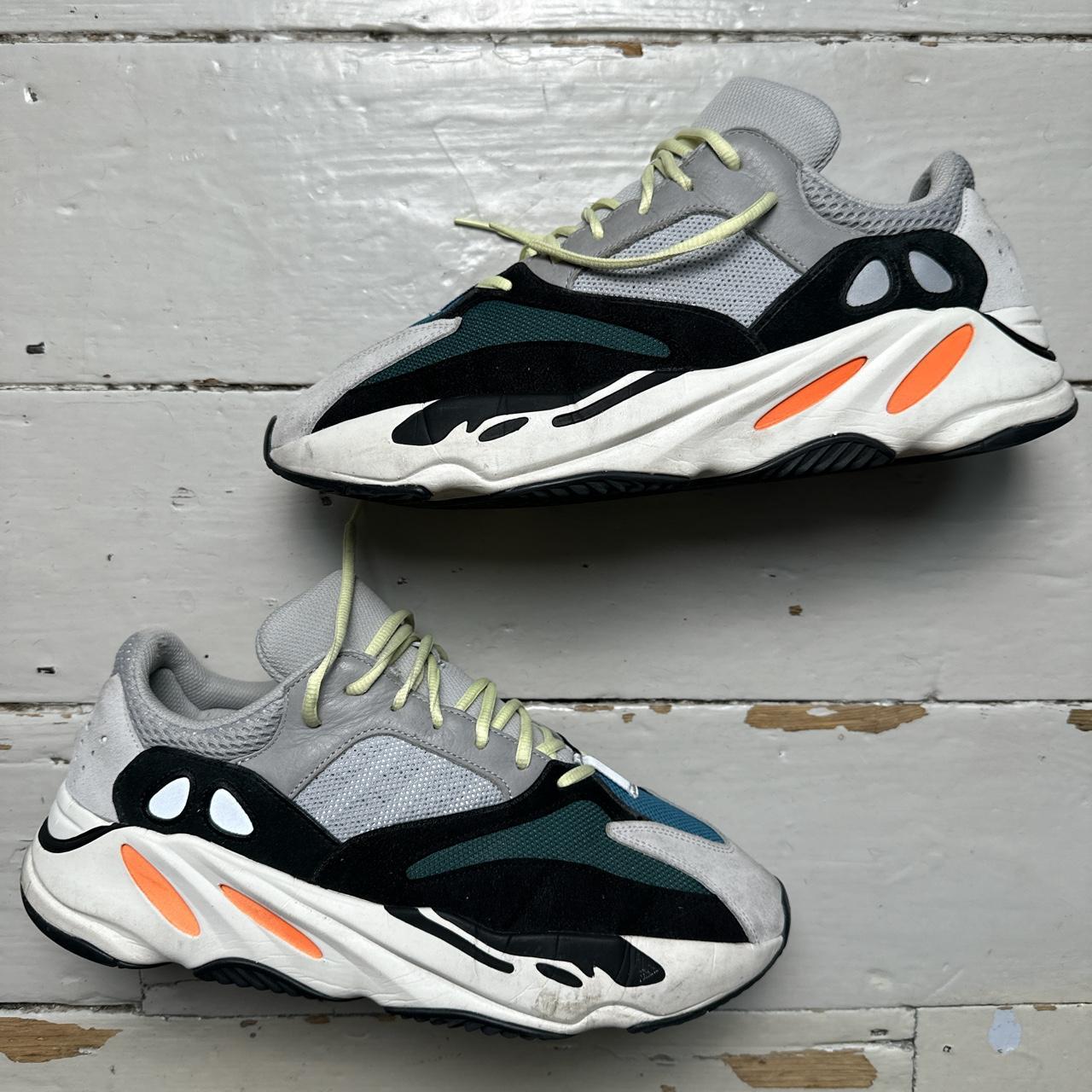 Yeezy 700 Boost Waverunner