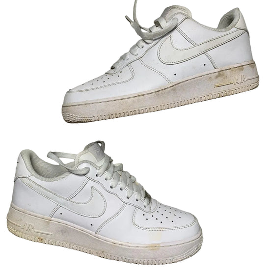Nike Air Force 1 White (UK 8)