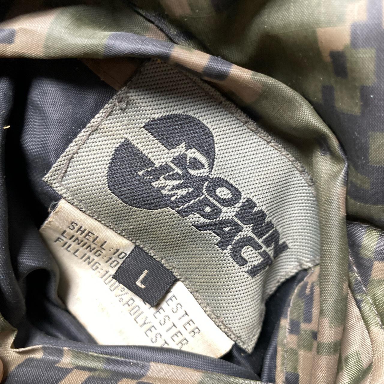 Down Impact Digi Camouflage Reversible Black Puffer Coat (L)