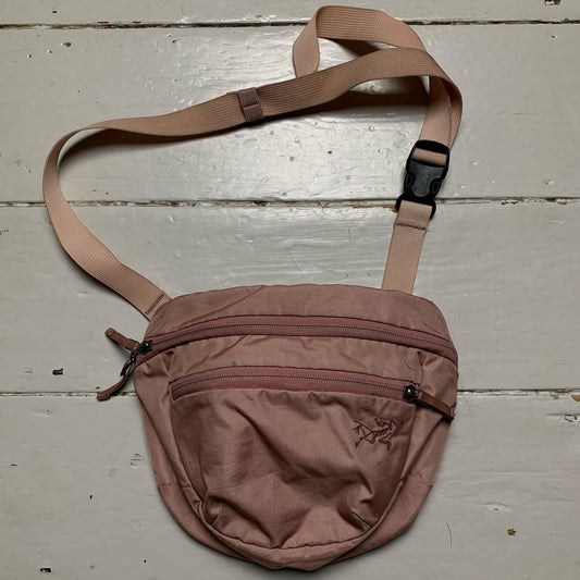 Arc’teryx Maka 2 Pouch Sling Bag Pink