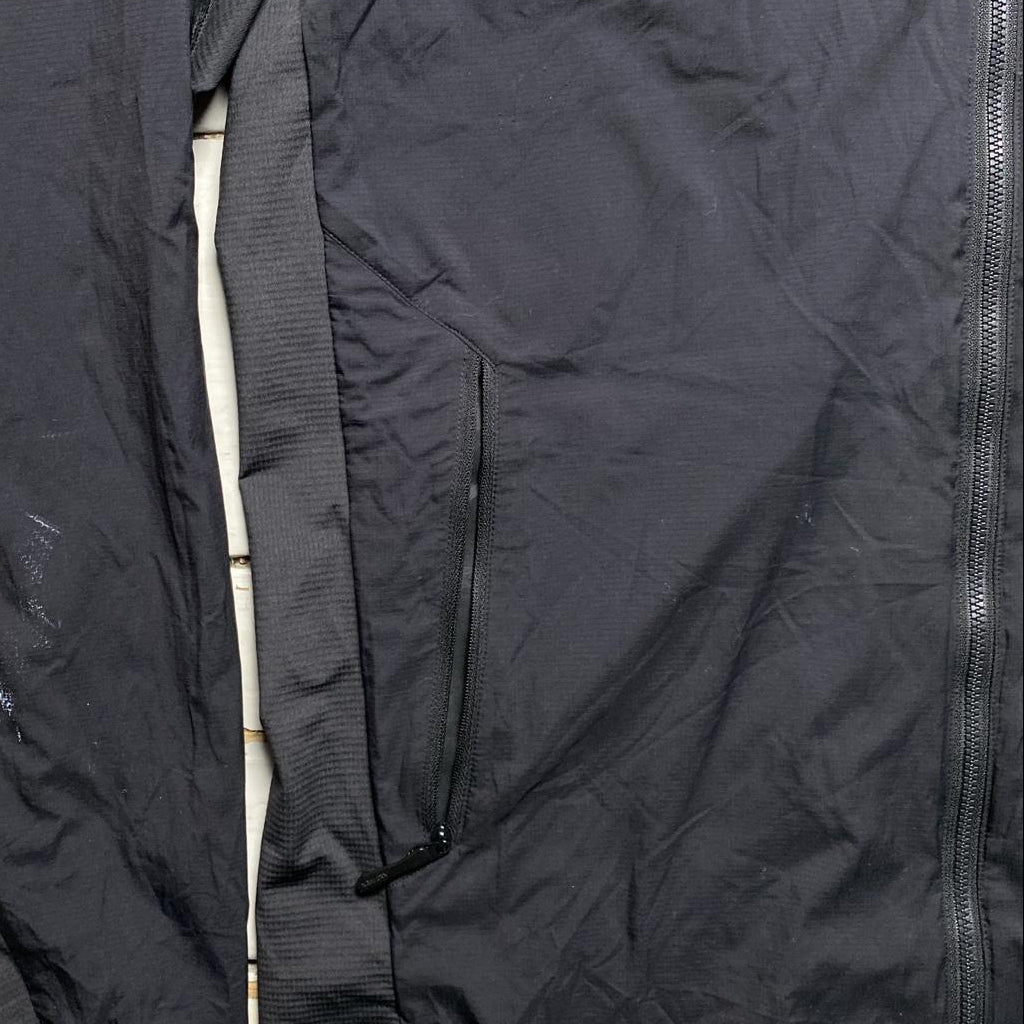 Arc’Teryx Black and Grey Atom SL Lightweight Hoodie Jacket (L)