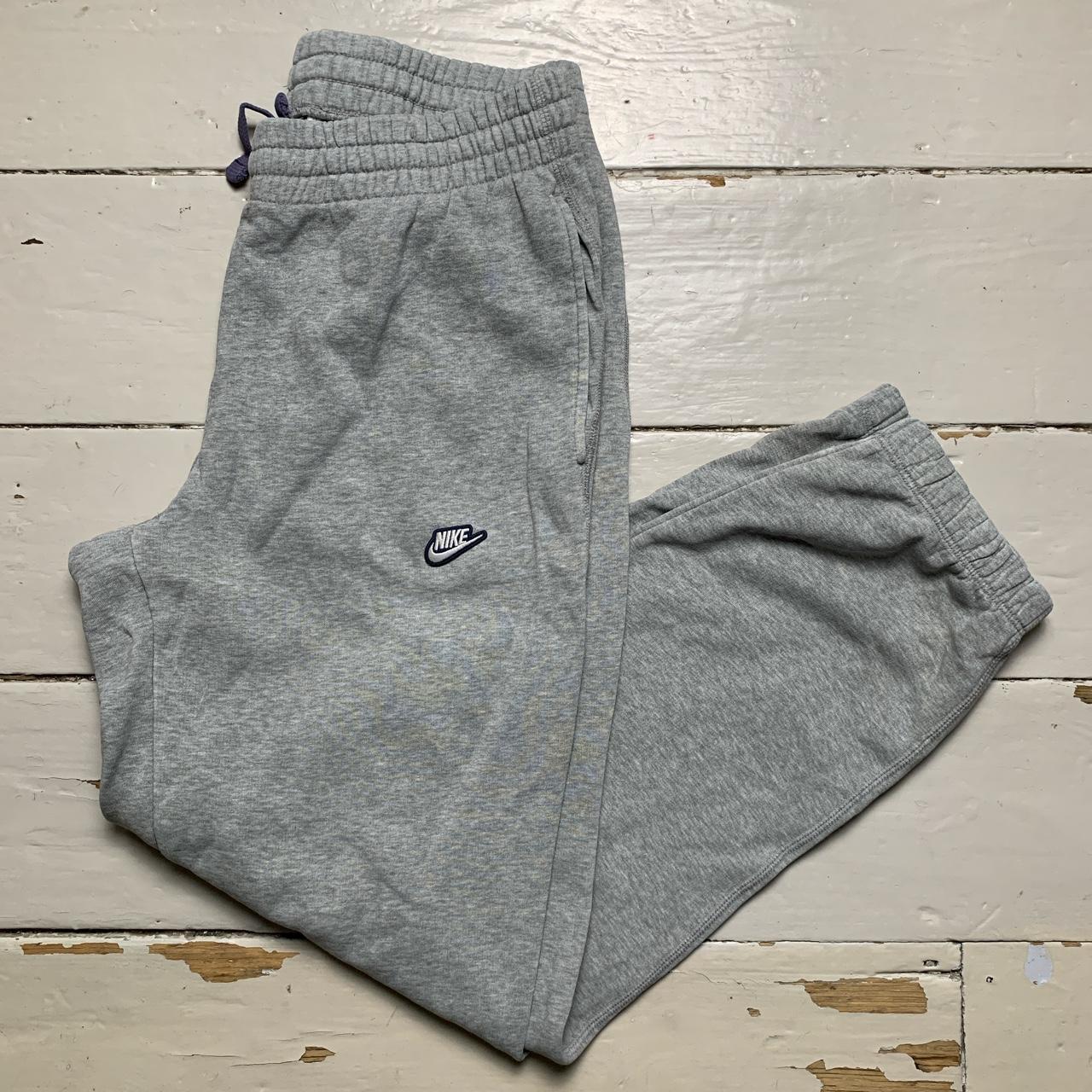 Nike Swoosh Vintage Baggy Grey and White Joggers