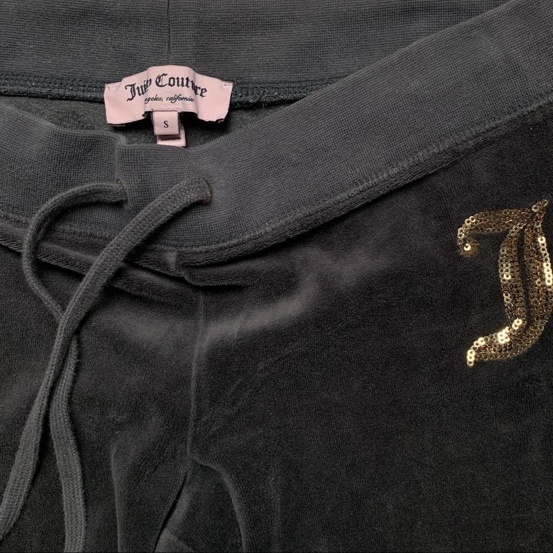 Juicy Couture Grey and Gold Velour Tracksuit (M/S)