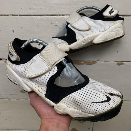 Nike Air Rift Vintage White and Black 2006