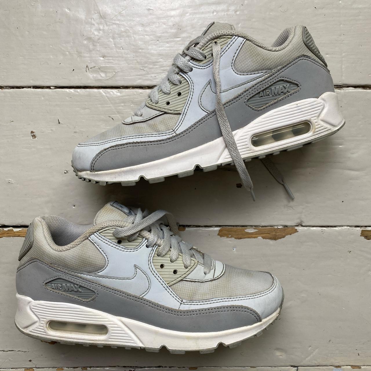 Nike Air Max 90 Grey and White