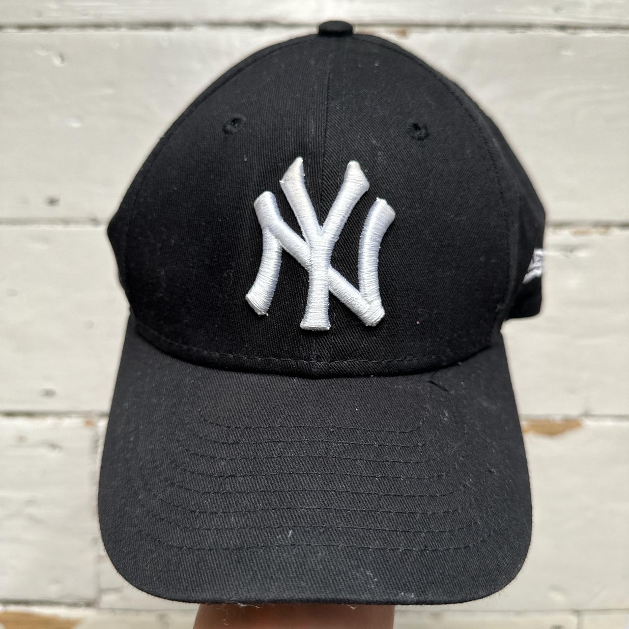 New York Yankees Black and White New Era Cap Womens or Youth