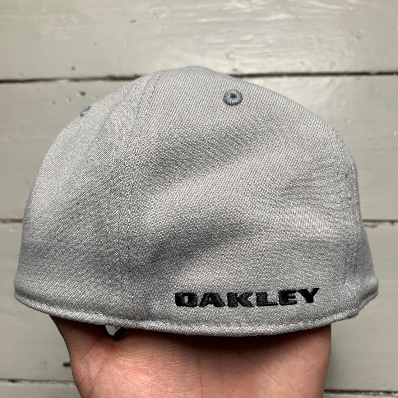 Oakley Fitted Grey Big O Cap