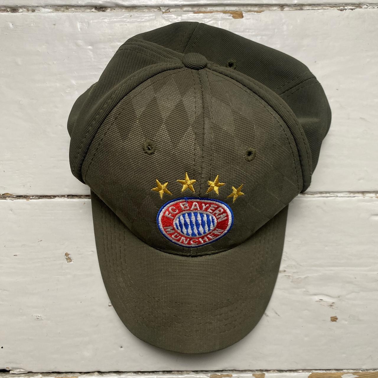 FC Bayern Munich Munchen Fitted Elasticated Cap