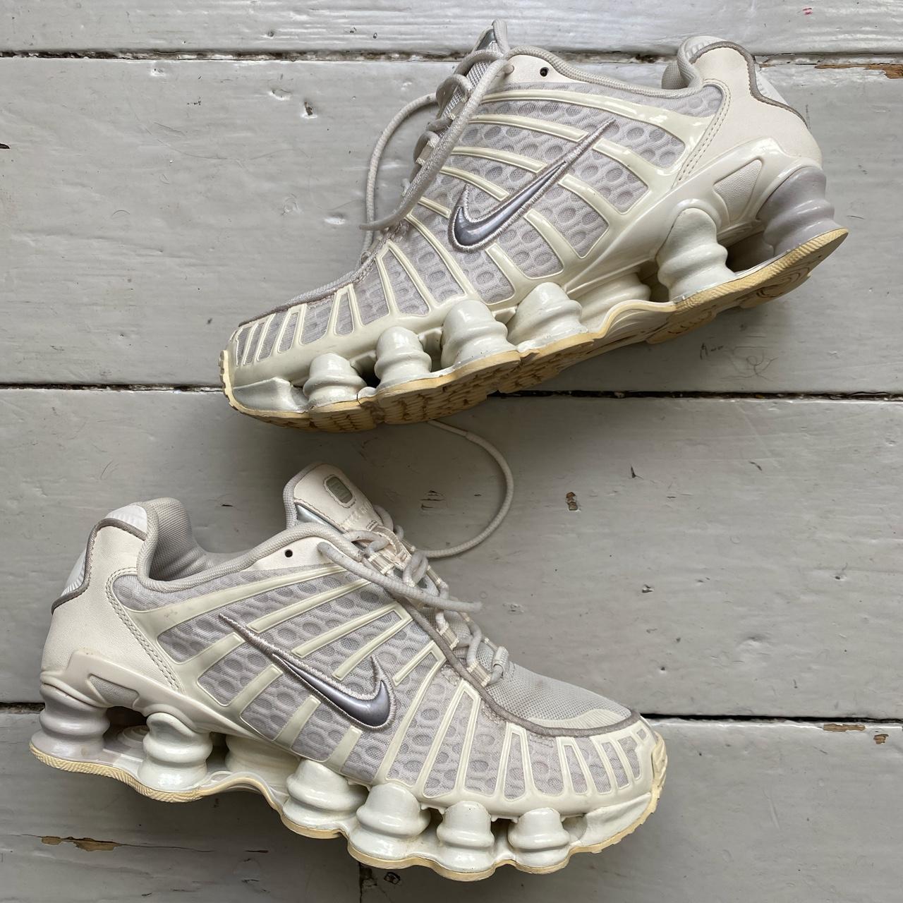 Nike discount shox creme