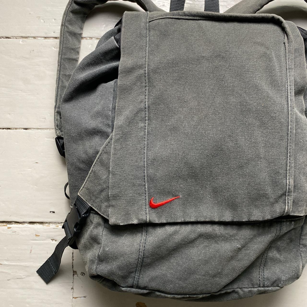 Nike Vintage 90’s Grey and Red Rucksack Backpack