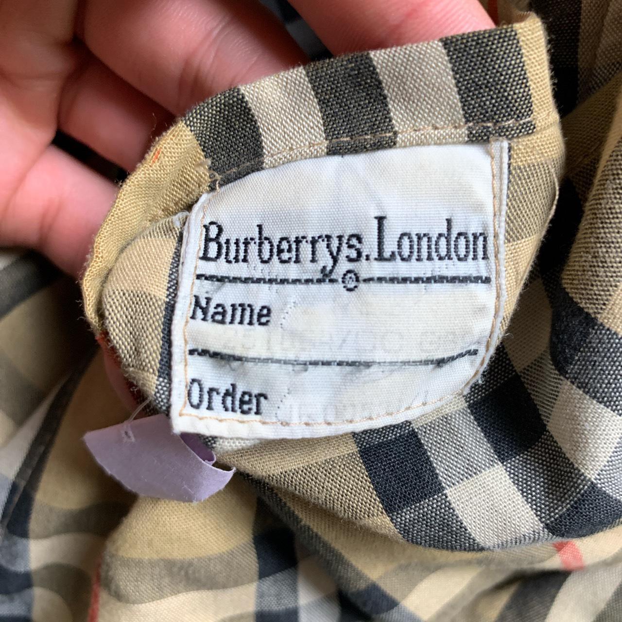 Burberry Burberrys Vintage Cream Trench Coat with Belt (L)