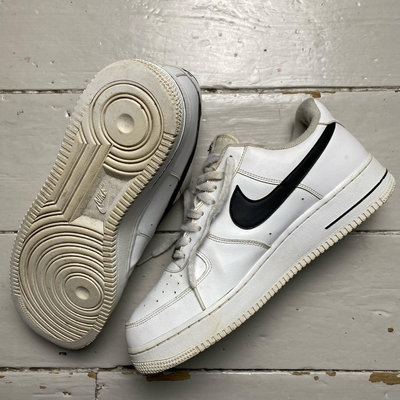 Nike Air Force 1 White and Black