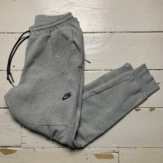 Nike Tech Fleece Grey Old Season Joggers