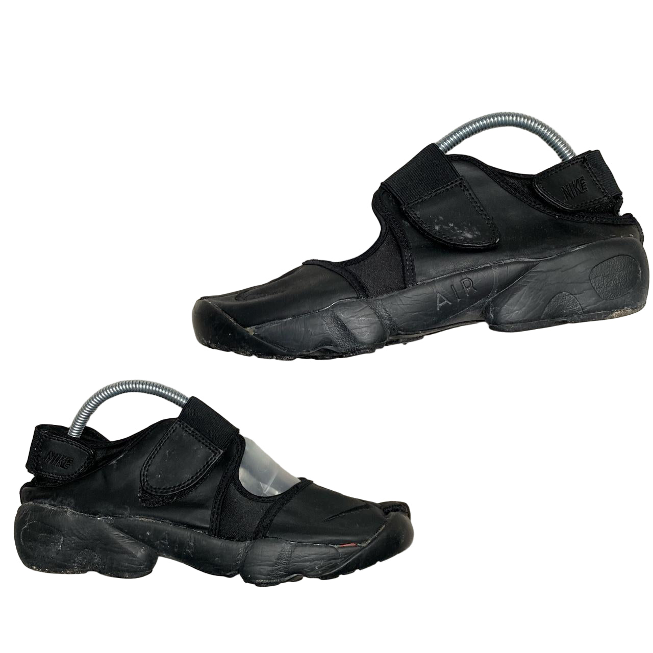 Nike Rift Black Leather (UK 7.5)