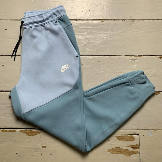 Nike Tech Fleece Baby Blue and White New Season Bottoms