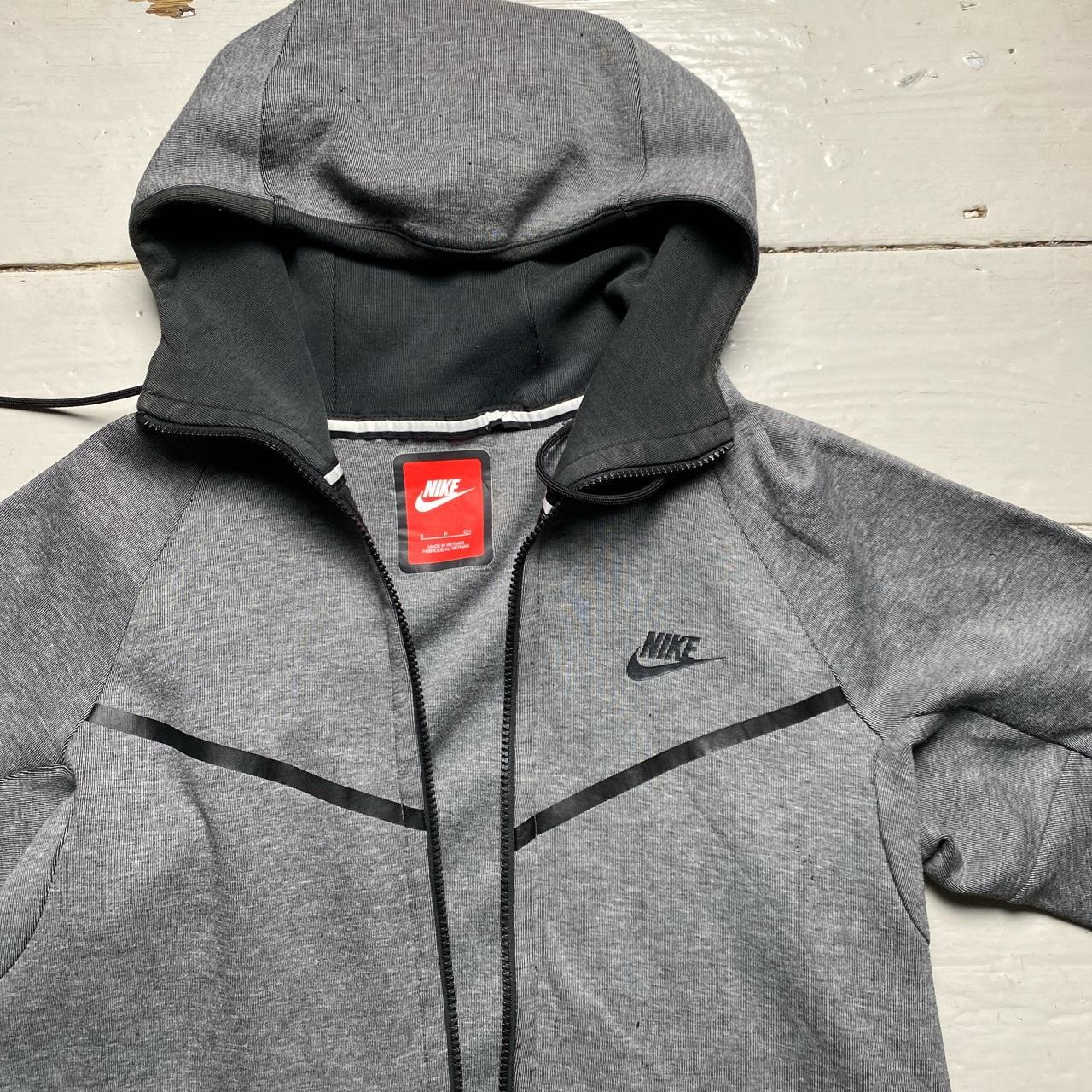 Nike Tech Fleece Grey Hoodie