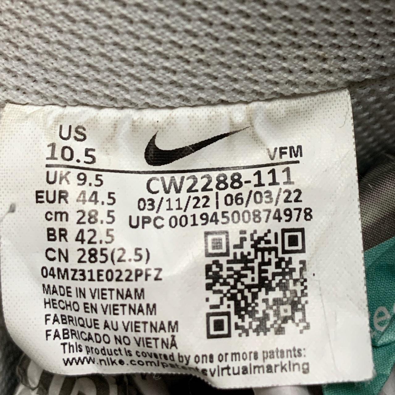 Nike Air Force 1 White (UK 9.5)