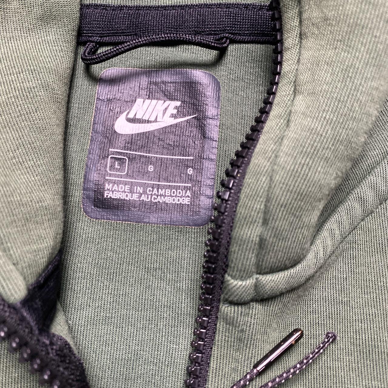 Nike Tech Fleece New Season Green Hoodie (L)