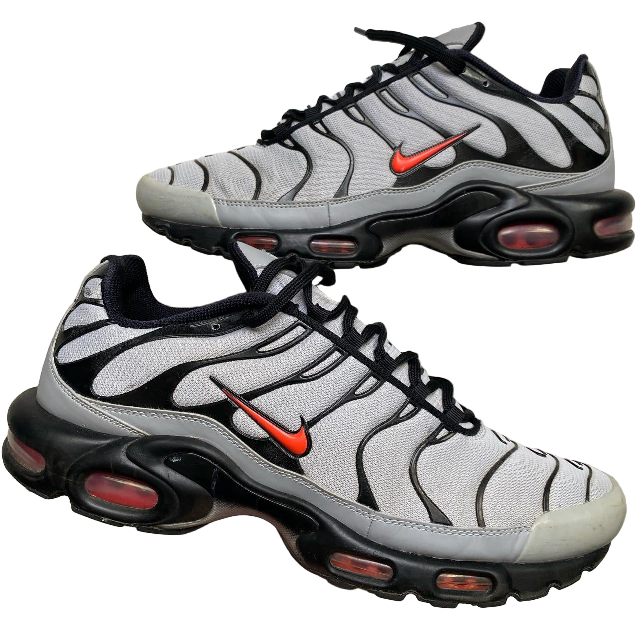 Nike TN Air Max Plus Wolf Grey Black and Crimson Red (UK 12)