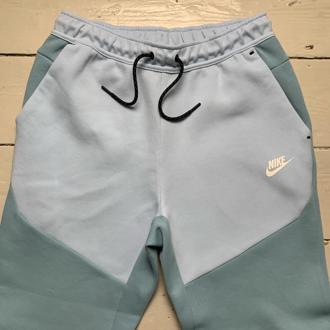 Nike Tech Fleece Baby Blue and White New Season Bottoms