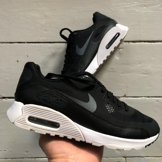 Nike Air Max 90 Ultra Black and White (UK 6)