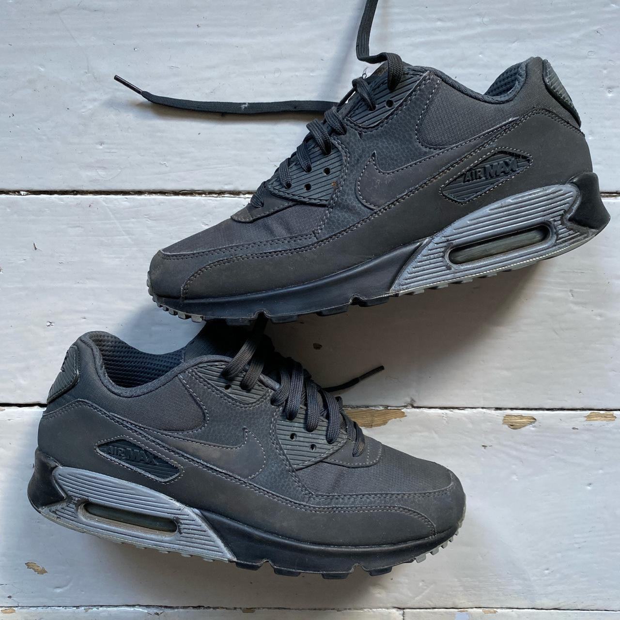 Nike Air Max 90 Grey (UK 8.5)