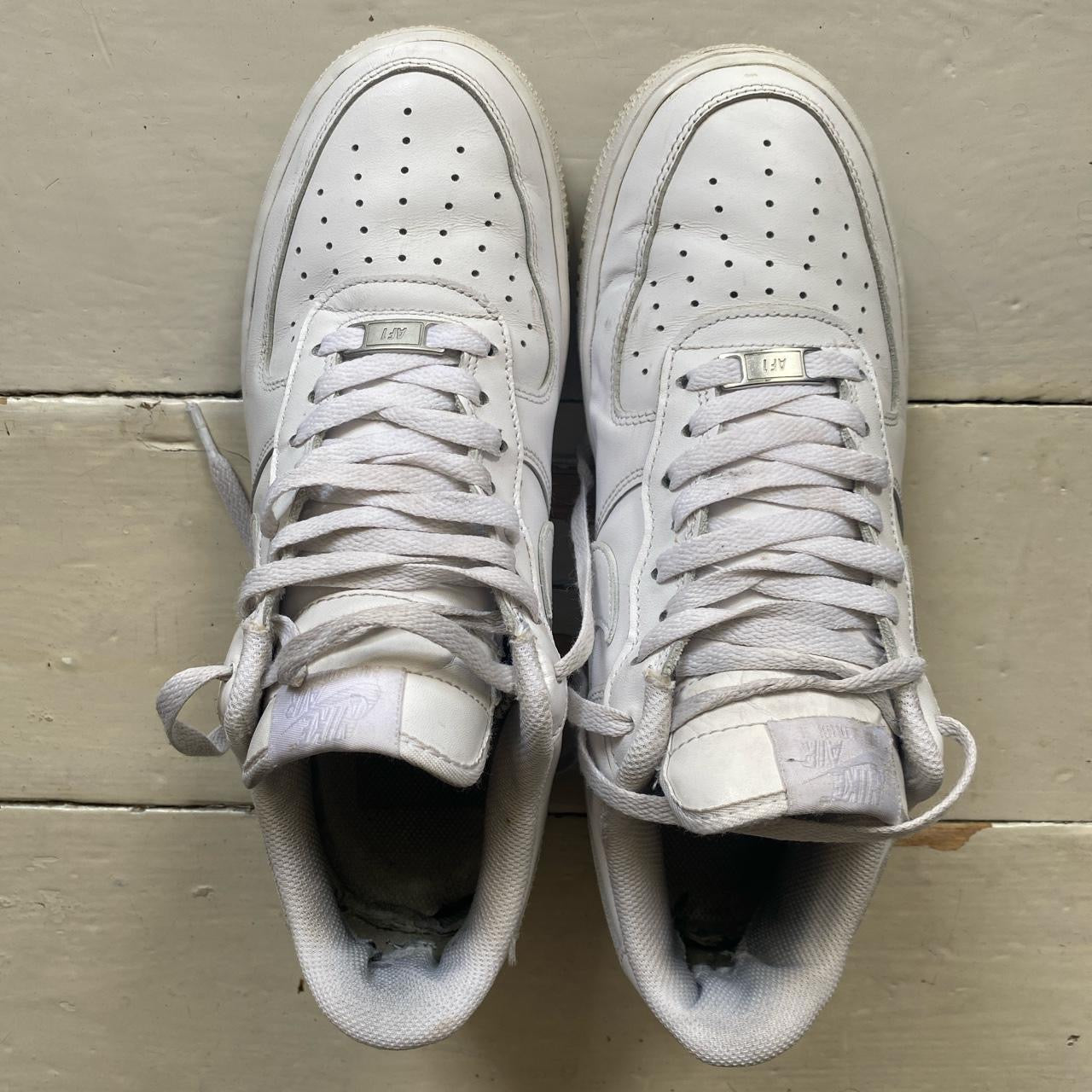 Nike Air Force 1 White (UK 9)