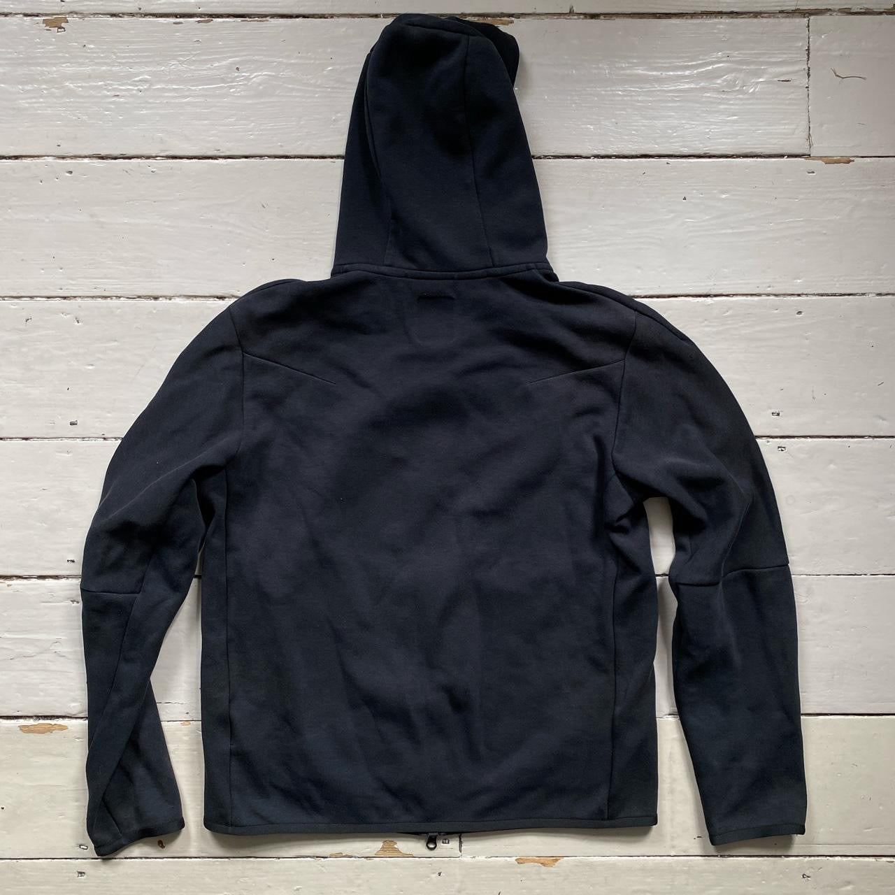 Nike Tech Fleece New Season Hoodie (Medium)