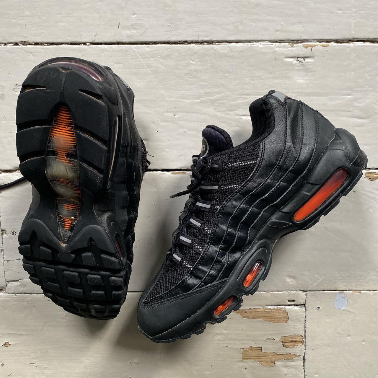 Nike Air Max 95 Black Total Orange (UK 11.5)