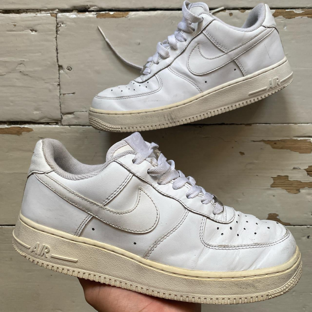 Nike Air Force 1 White (UK 6)