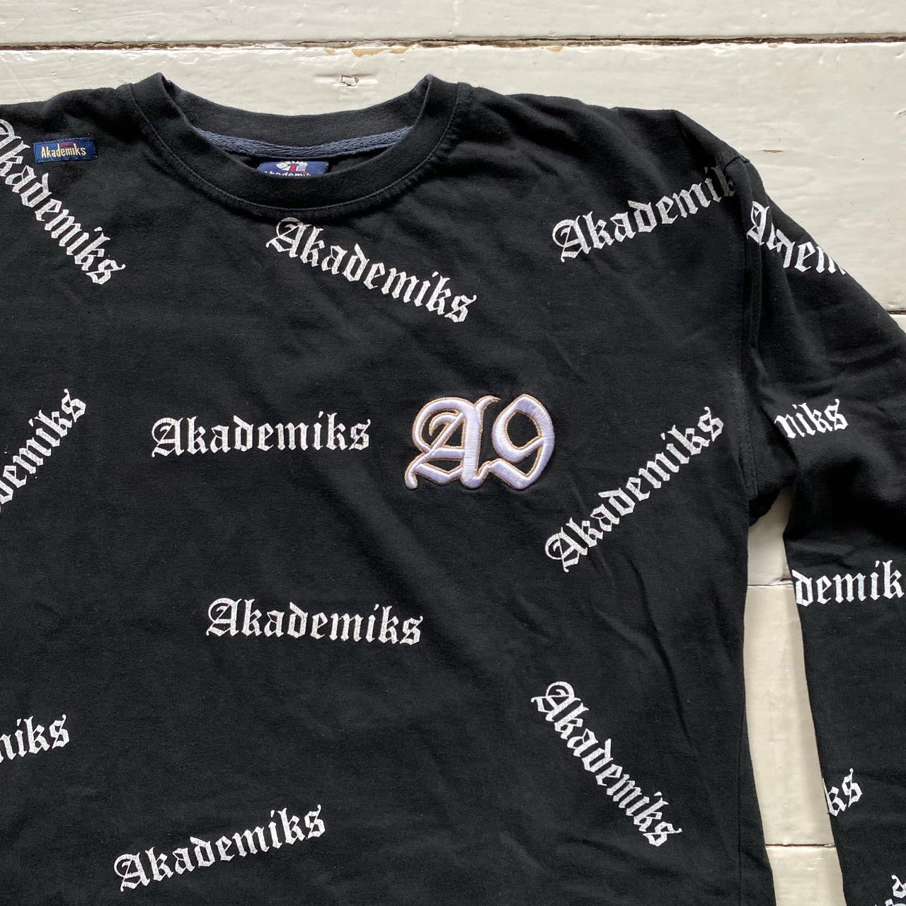 Akademiks A9 Long Sleeve (Large)