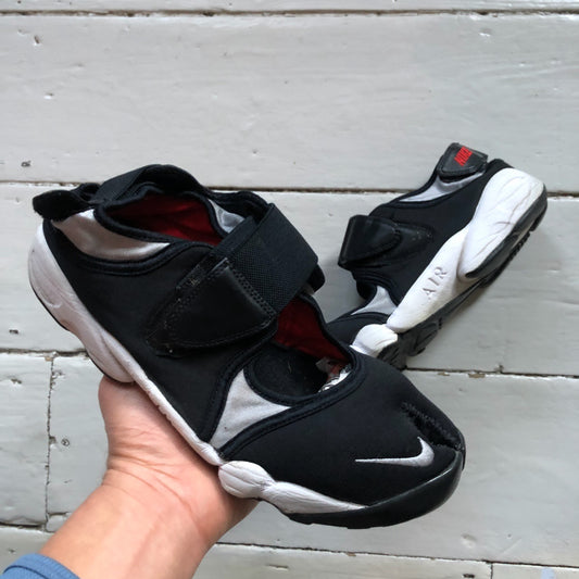 Nike Air Rift Black and White (UK 8)