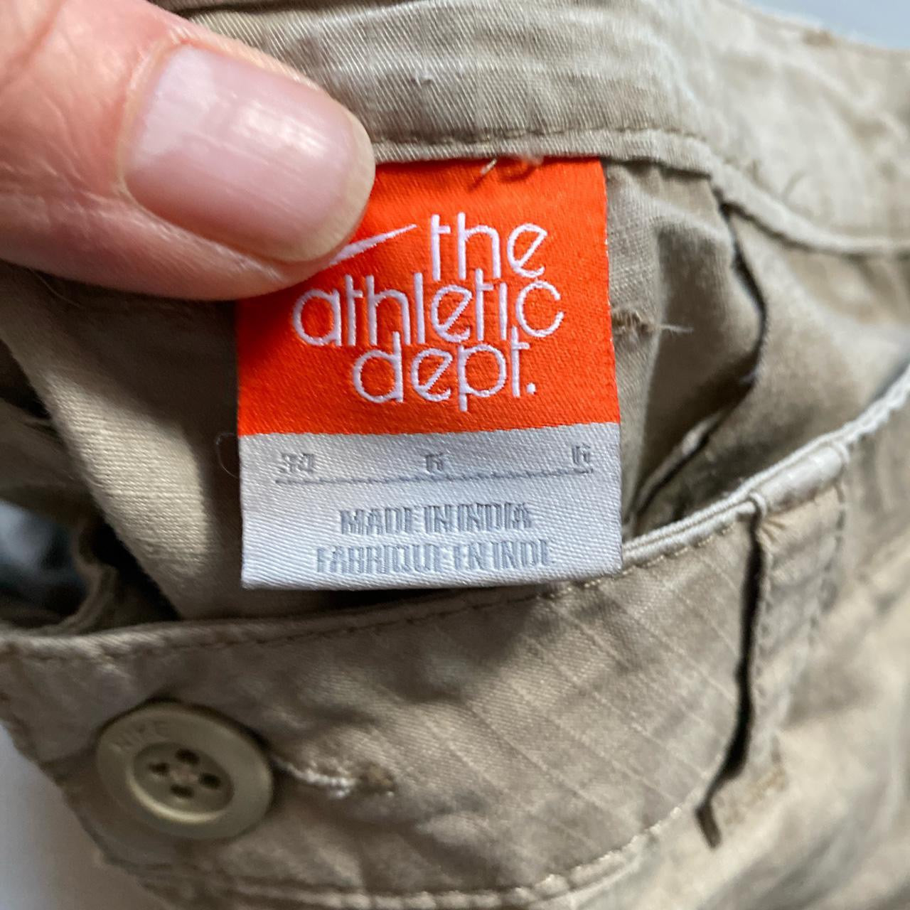 Nike Vintage Cargo Shorts (34W)