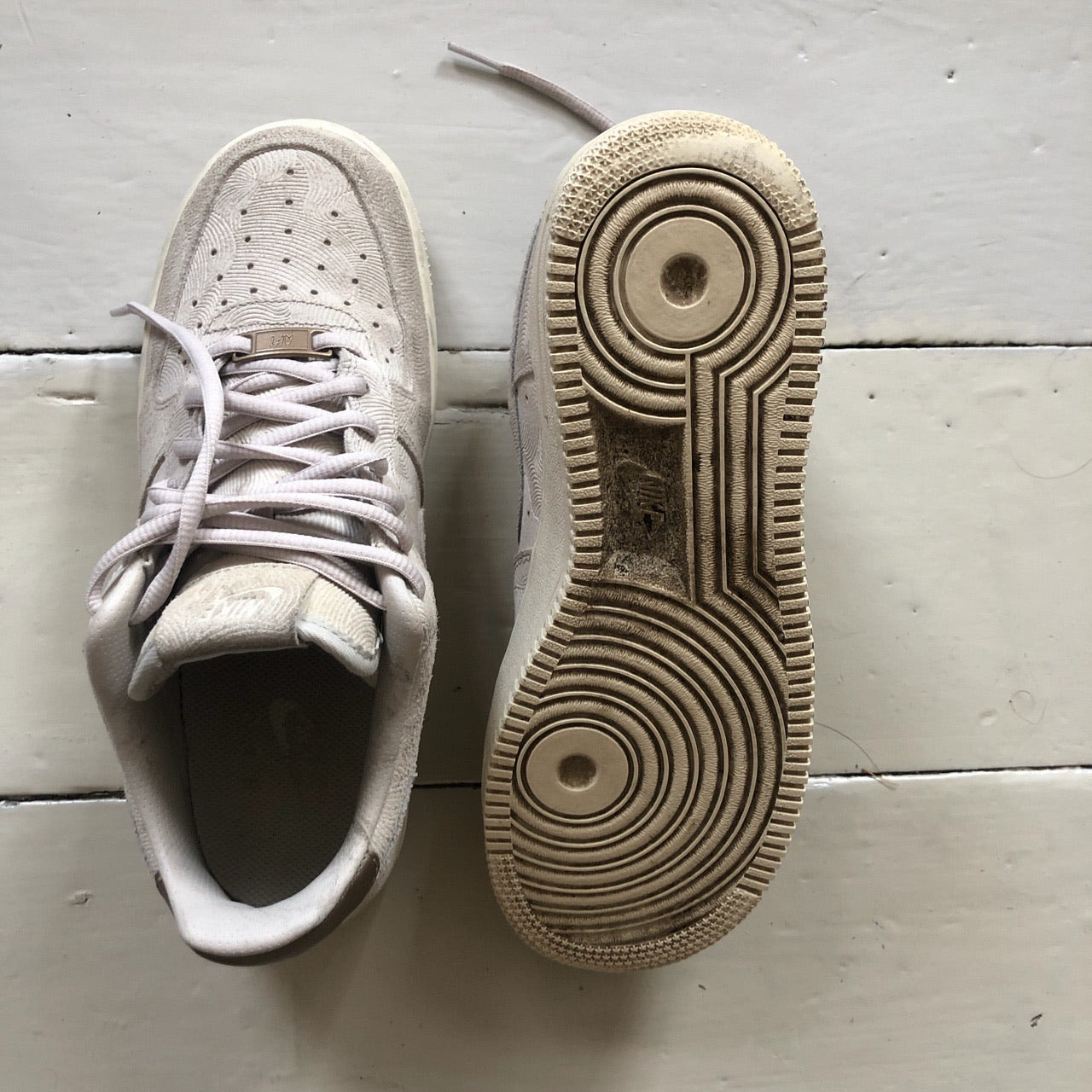 Nike Air Force 1 Cream Embossed Suede (UK 5.5)