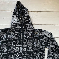 New York Yankees Majestic Graffiti Hoodie (Medium)