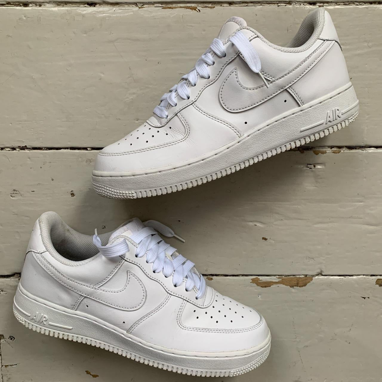 Nike Air Force 1 White (UK 7.5)