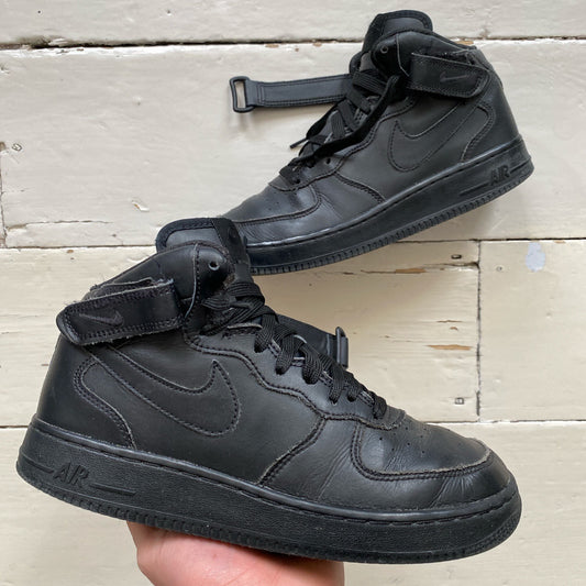 Nike Air Force 1 Black Mid (UK 5)