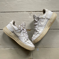 Nike Air Force 1 White (UK 8)