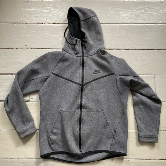 Nike Tech Fleece Grey (Medium)