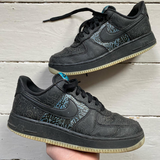 Nike Air Force 1 Black (UK 6)