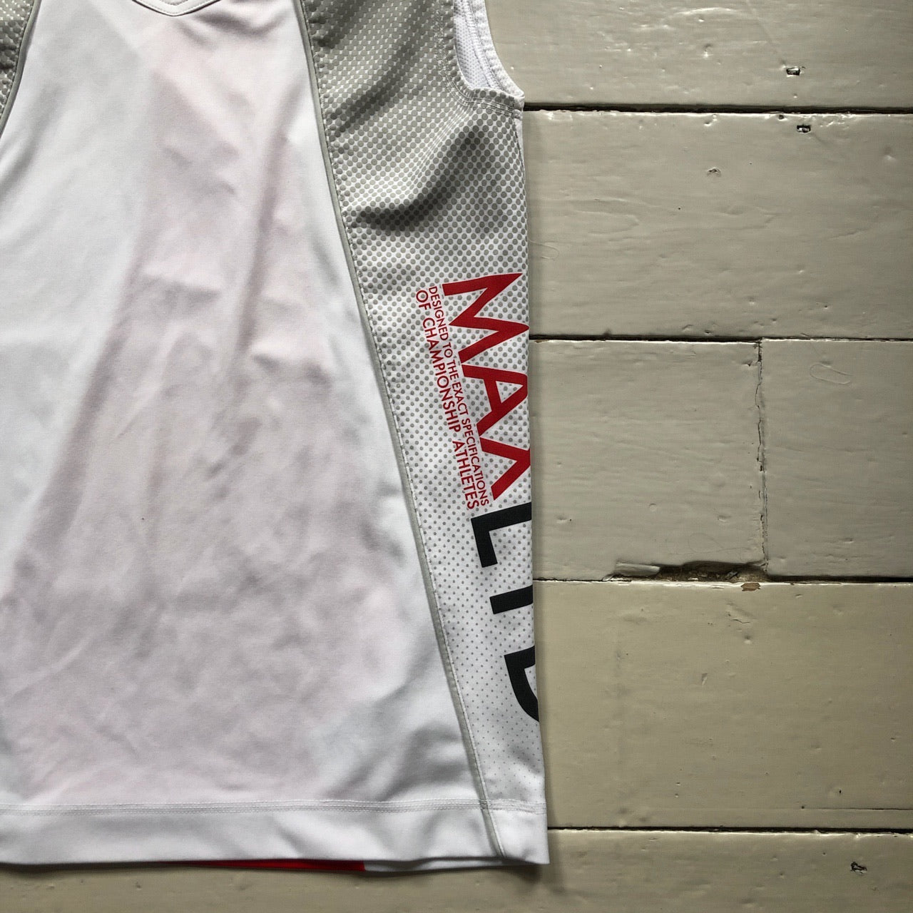 Nike Air Max LTD Vest (Small)