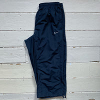 Nike Swoosh Shell Shorts (XXL)