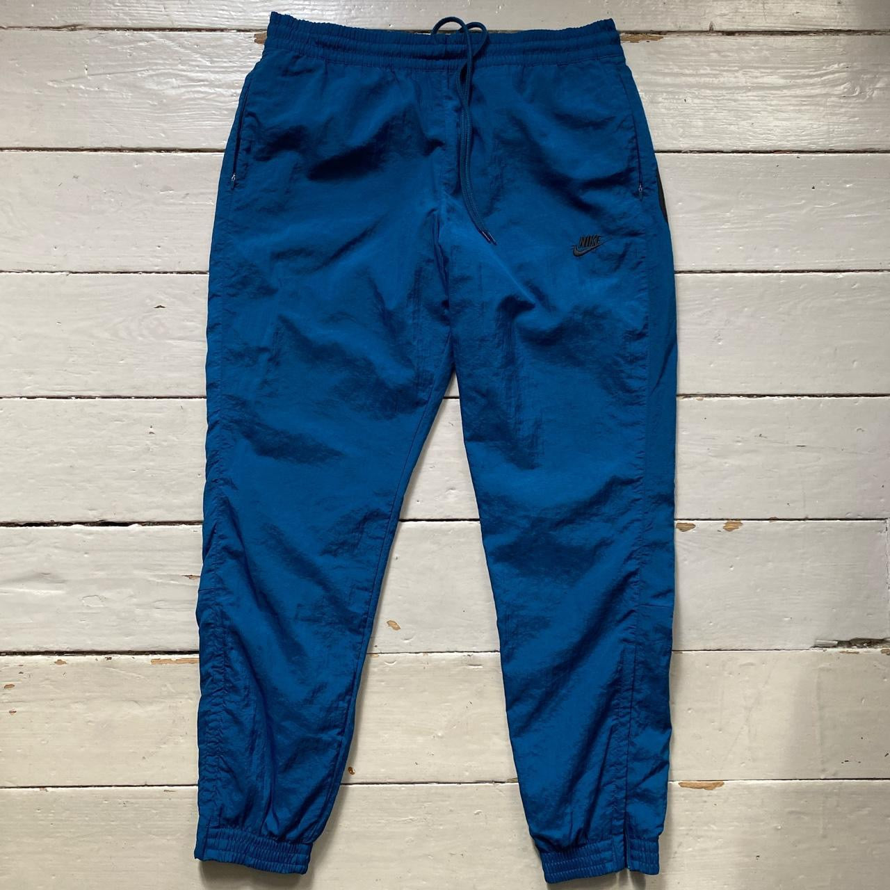 Nike Big Swoosh Shell Bottoms (Large)