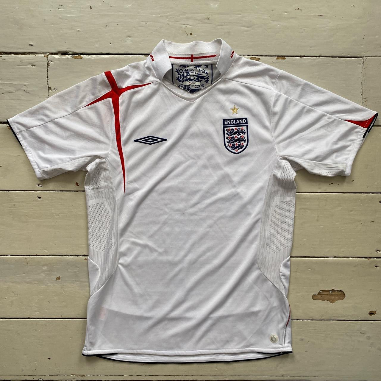 England Umbro Football Jersey (Medium)