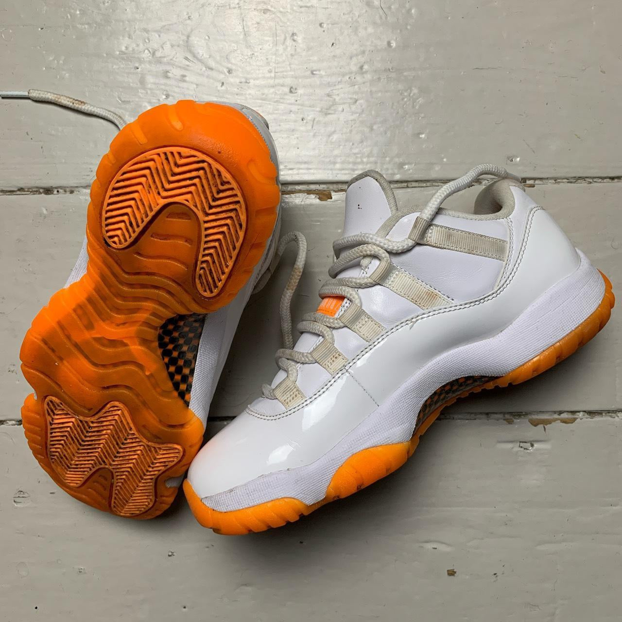 Jordan 11 Low Citrus (UK 6)