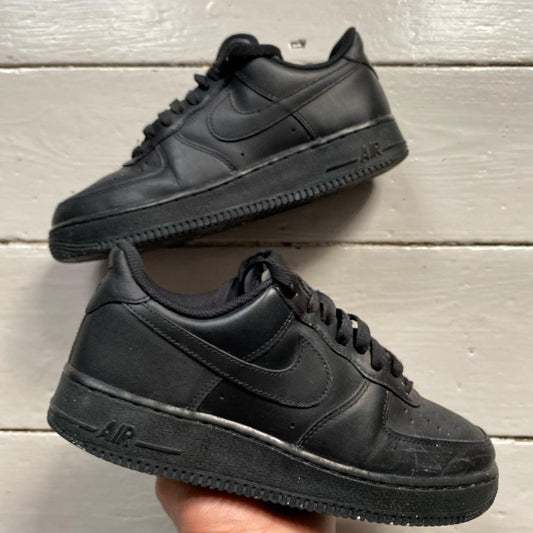 Nike Air Force 1 Black (UK 7)